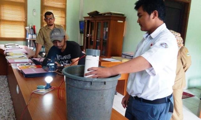 Sirine-Lampu Peringati Warga Cepat Evakuasi Sirine-Lampu Peringati Warga Cepat Evakuasi