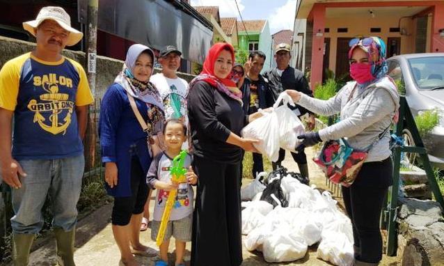 Alumni KP Salurkan Bantuan