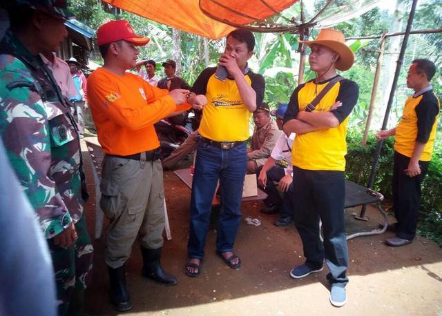 Selalu Tergerak Untuk Membantu Sesama Selalu Tergerak Untuk Membantu Sesama