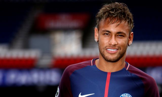 Neymar Bebas Memilih Laga