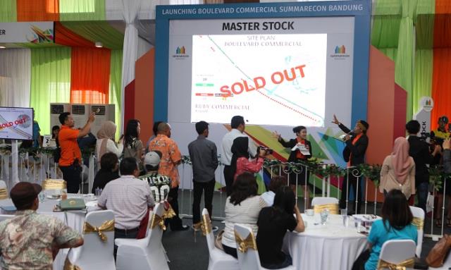 Penjualan Ruko Boulevard Commercial, Sukses