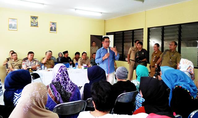 Keukeuh Minta Ganti Rugi