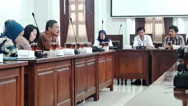 Studi Komparatif Tingkatkan Mutu Pelayanan Dewan