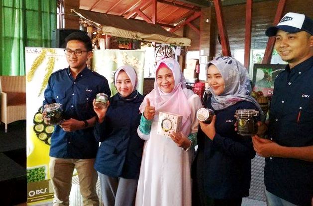 Ina Cookies dan La Difa Kebanjiran Pesanan Kue Natal