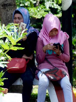 Medsos Akan Dipantau saat Pilkada Medsos Akan Dipantau saat Pilkada