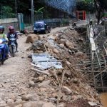 Proyek Banyak yang Molor