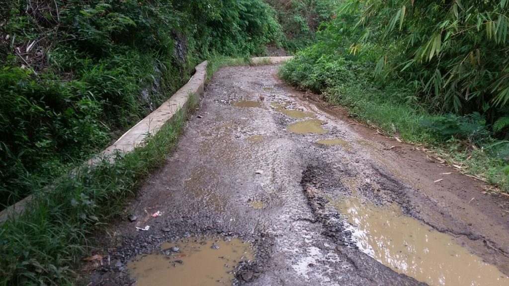 Duh, Sudah Empat Tahun Jalan Sodong-Rancasampih Rusak Duh, Sudah Empat Tahun Jalan Sodong-Rancasampih Rusak