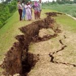 Tanggul Citarum Amblas 50 Meter