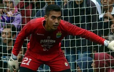 Gempa Tasik, Kiper Persib Ini Tahan Lemari