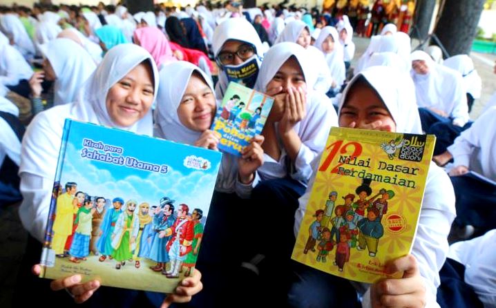 Kehadiran Guru Pakai Mesin Absensi