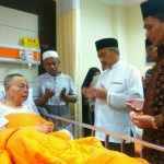 Ahmad Syaiku dan Gun Gun Gunawan, Jenguk Korban Penganiayaan