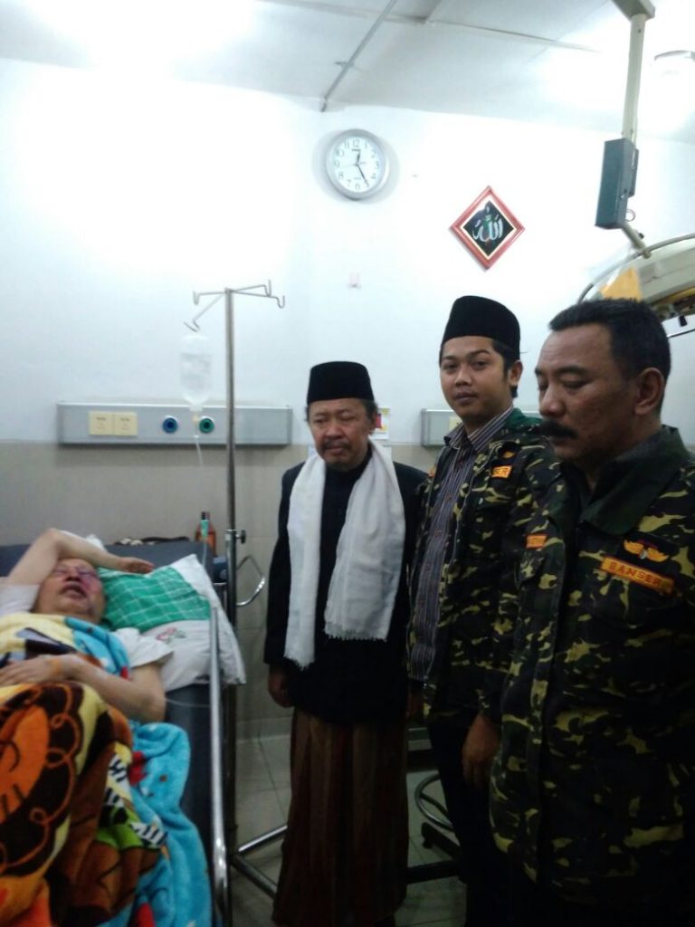 Keluarga Mama Santiong Minta Jangan Sebar Foto Korban Keluarga Mama Santiong Minta Jangan Sebar Foto Korban
