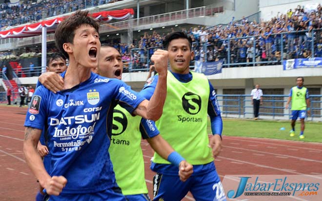 Debut Manis Mario Gomez