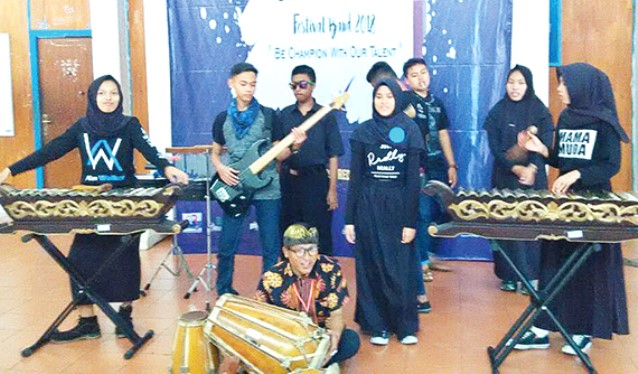 Siswa SMK BeNC Buktikan Keahlian