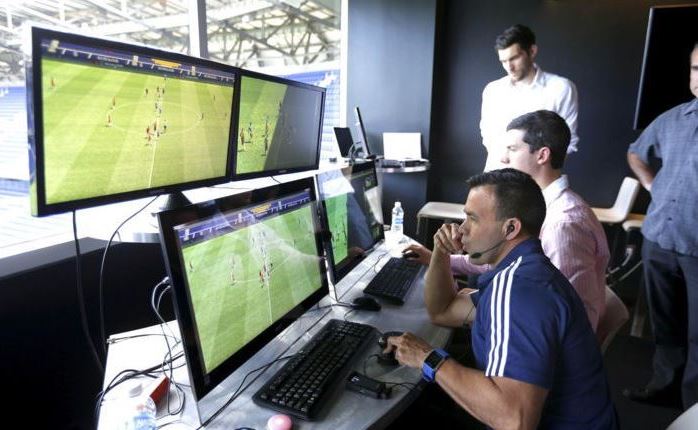 VAR 'Memakan' Korban Di Jerman VAR