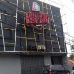 Sore Disegel Malam Tetap Beroperasi