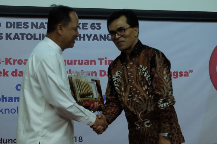 Sabanda Sariksa Jadi Orasio Ilmiah Dies Unpar ke-63