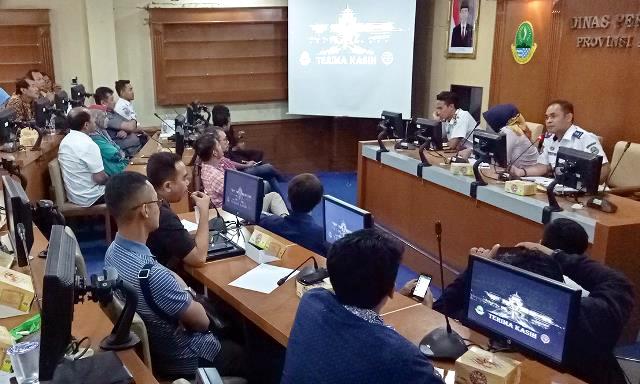 Driver Protes ke Istana