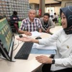 Sehari Keluarkan 300 Surat Izin