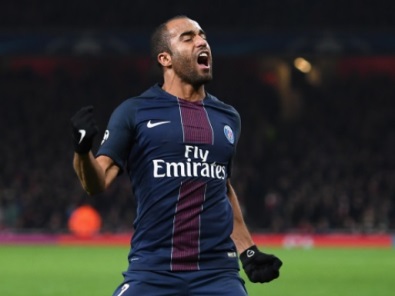 LUCAS MOURA