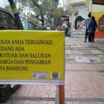 Proyek Trotoar Mangkrak Proyek Trotoar Mangkrak