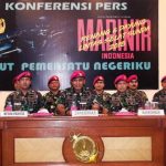 300 Marinir Akan Berenang 39 KM