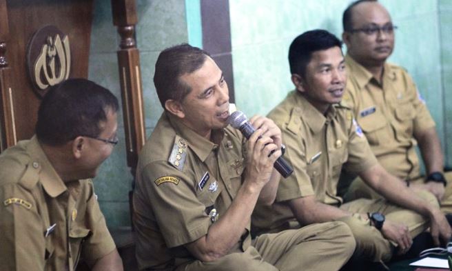 Ajay Ajak Warga Selalu Bertatap Muka Ajay Ajak Warga Selalu Bertatap Muka