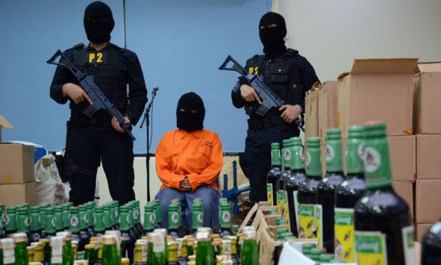 Pemalsu Miras Diringkus Tim Bea dan Cukai