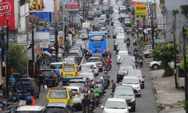 Masuk Obyek Wisata Kendaraan Harus Lolos Uji Emisi