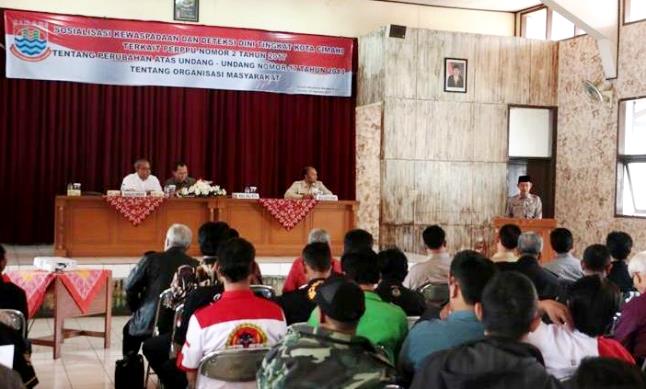 Teror Orang Gila Dianggap Aneh