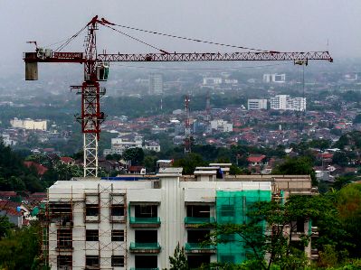Perketat Izin Pembangunan di KBU