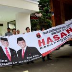 Hasanah Pakai Baligo, Rindu di Tiang Listrik