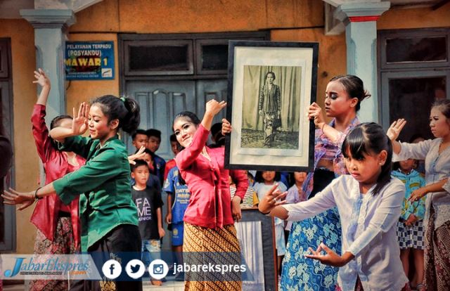 17 Perempuan Sambut Bulan Cinta Inggit Garnasih