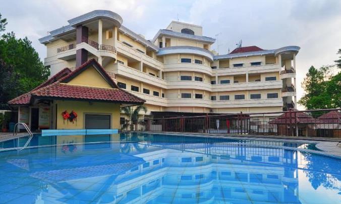 Hotel Horison Karang Setra Usung Semi Resort