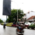 Pendapatan Pajak Reklame Terancam Hilang