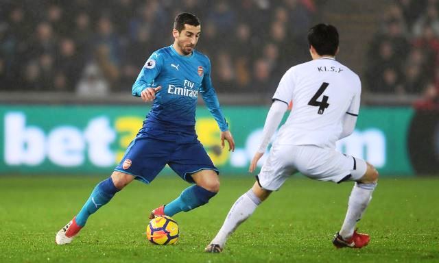 Makin Jauh dari 4 Besar