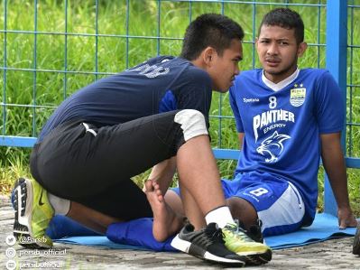 Wendy Tangani Posisi Fisioterapis