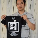 Bisnis Sambil Dakwah, Jual Kaos Bertulis Asmaul Husna  