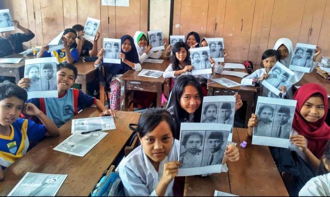 Nulis Suratnya Pakai Beibs Nggak? Nulis Suratnya Pakai Beibs Nggak?