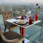 Romantisme Valentine Day di Sky Walk