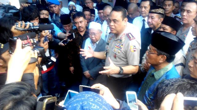 Wakapolri Kunjungi Ponpes Al-Hidayah Wakapolri Kunjungi Ponpes Al-Hidayah