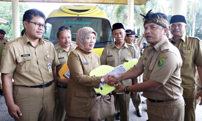 Canangkan Kelana dan Dekela