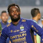 Nasib Essien Tergantung Gomez