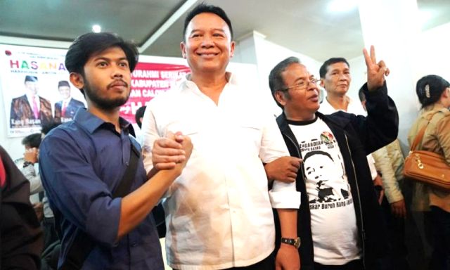 Janji Realisasikan Keinginan Buruh Janji Realisasikan Keinginan Buruh