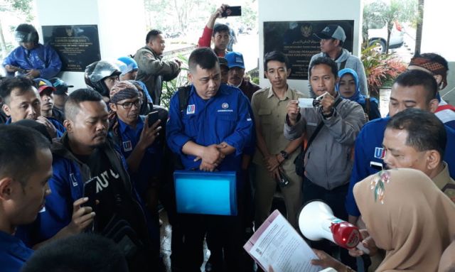 Buruh Tuntut UMSK Diberlakukan