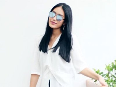 Alika Islamadina Andalkan Kacamata Alika Islamadina Andalkan Kacamata