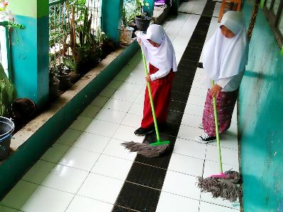 Akibat Banjir, Belajar Jadi Terganggu
