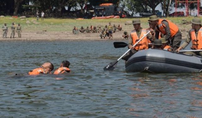 Latihan Pertolongan Korban Bencana