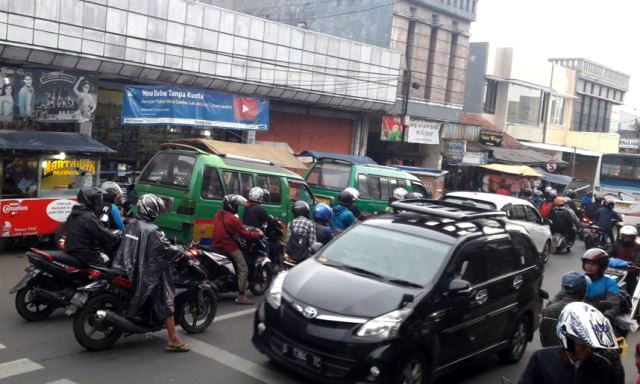 Dishub Pasrah Hadapi Kemacetan