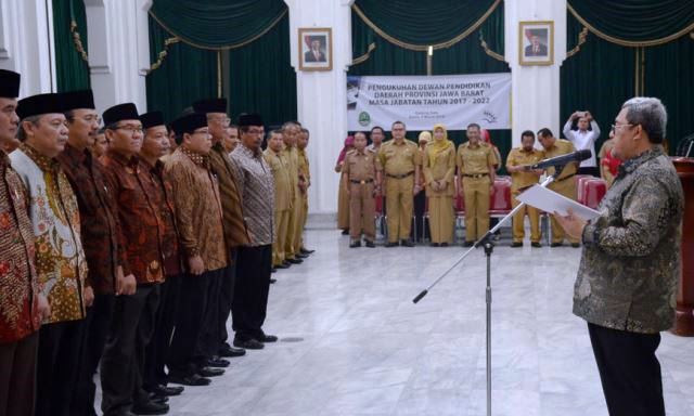 Pendidik Harus Bisa Membuat Regulasi